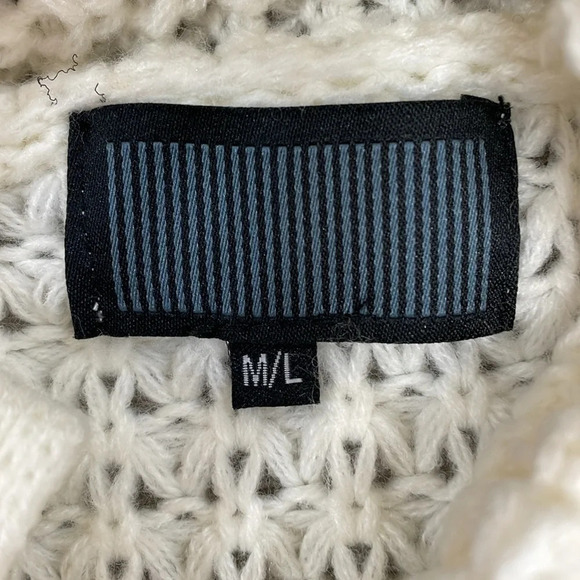 Cream Cowl Neck Chunky Sweater Wooden Buttons Surplice Front M/L - Picture 12 of 15